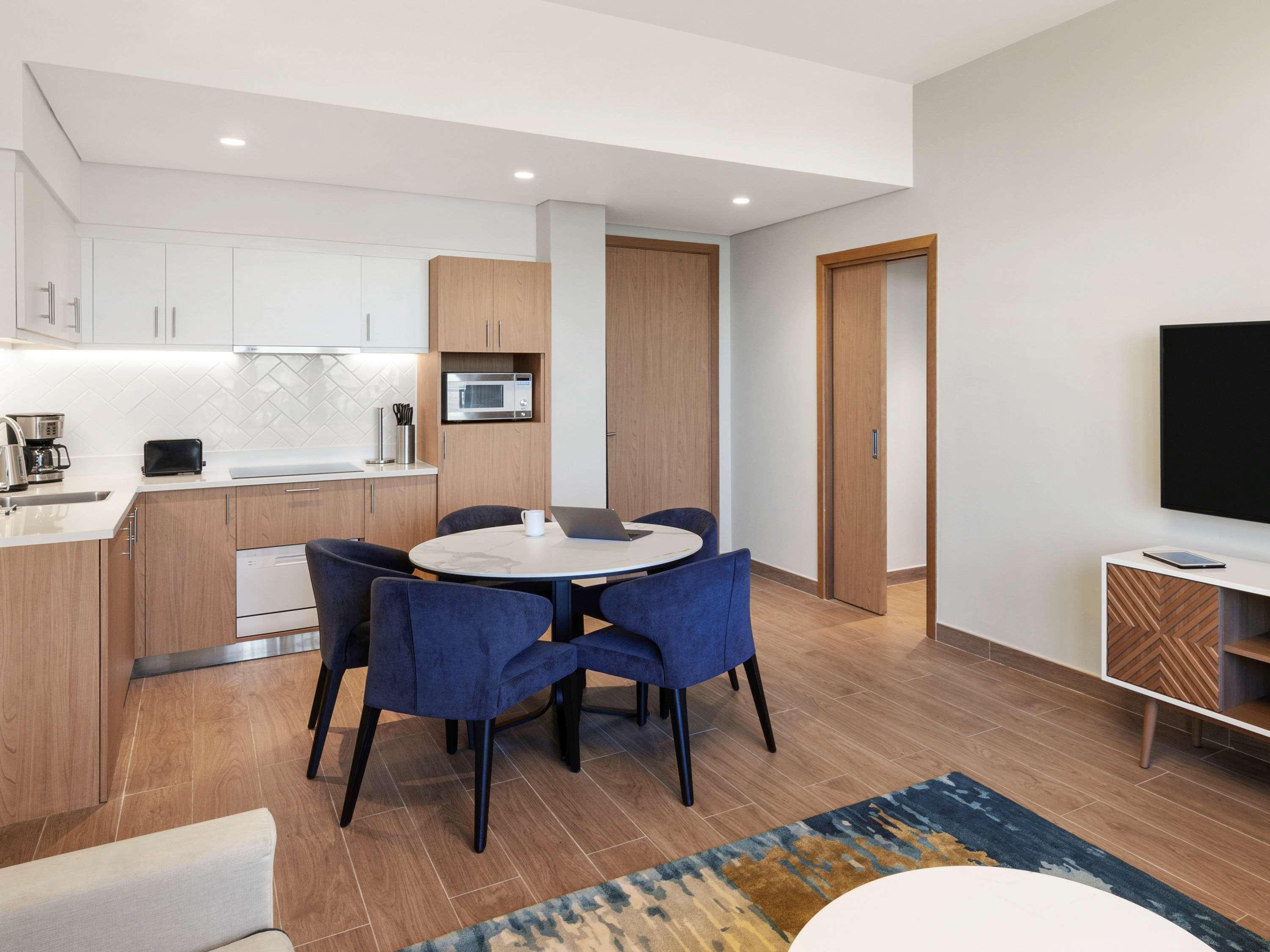 Aparthotel Adagio Dubai Deira エクステリア 写真