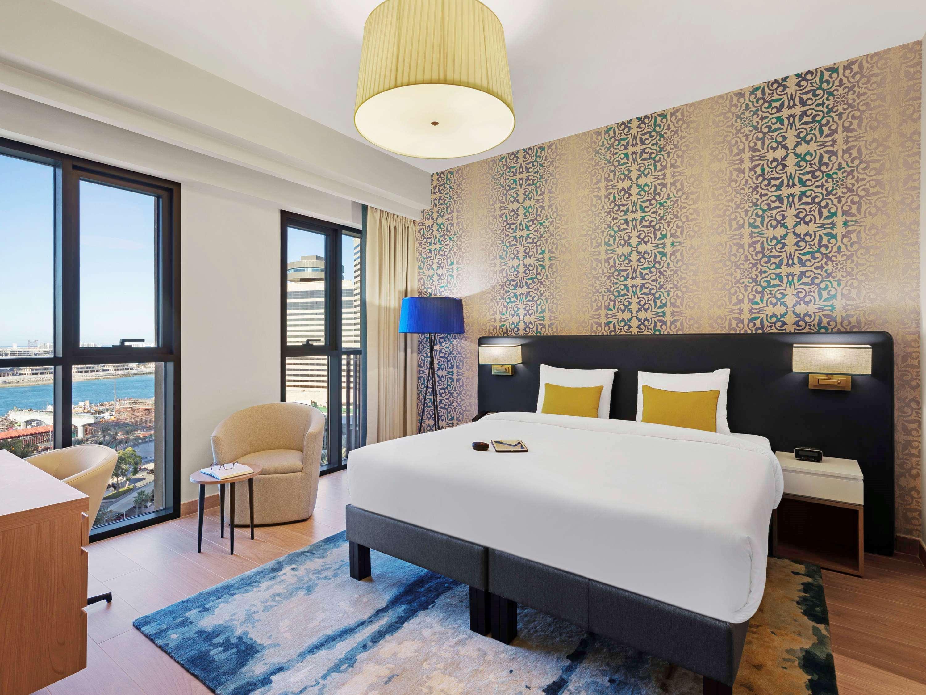 Aparthotel Adagio Dubai Deira エクステリア 写真