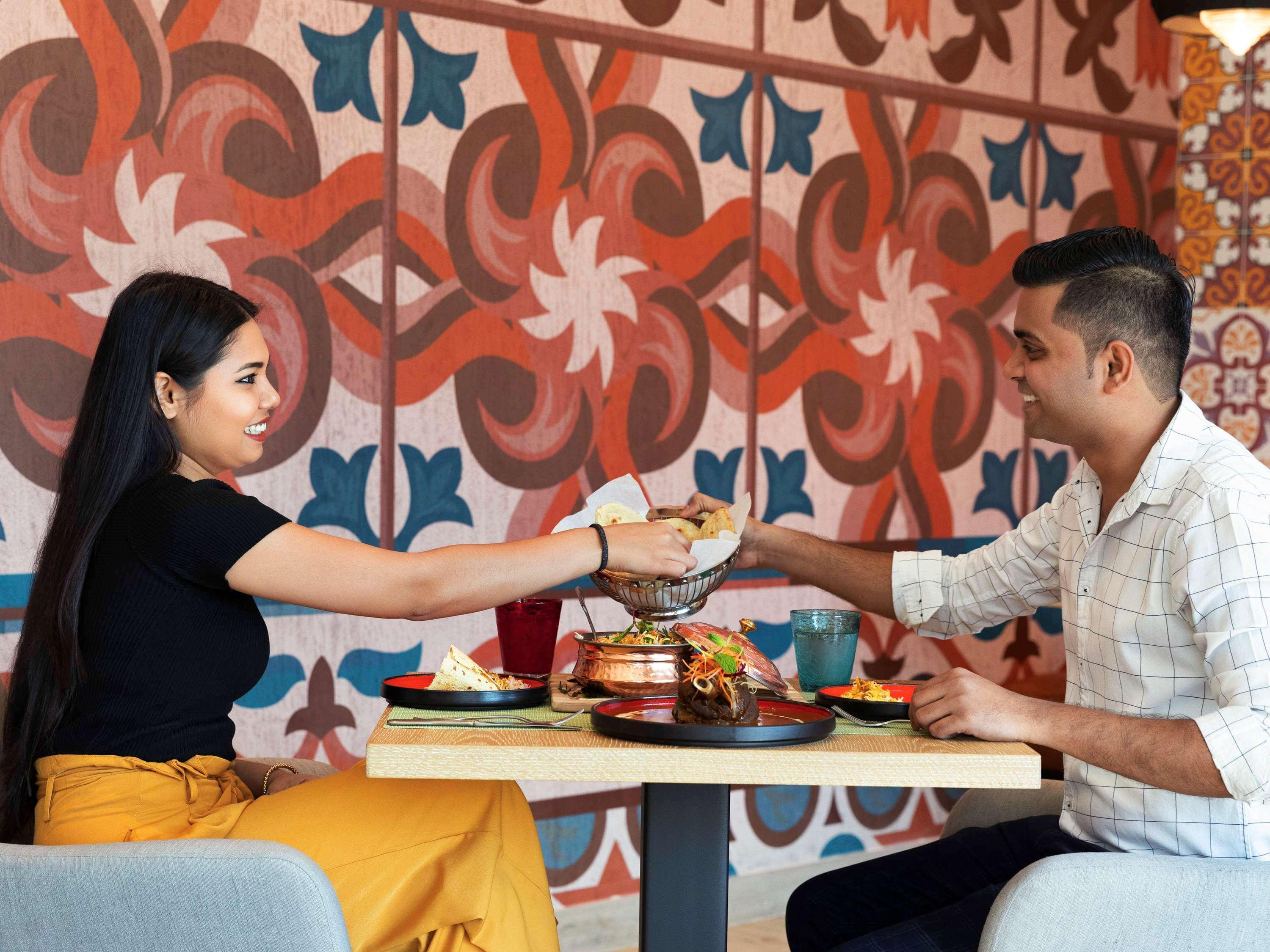 Aparthotel Adagio Dubai Deira エクステリア 写真