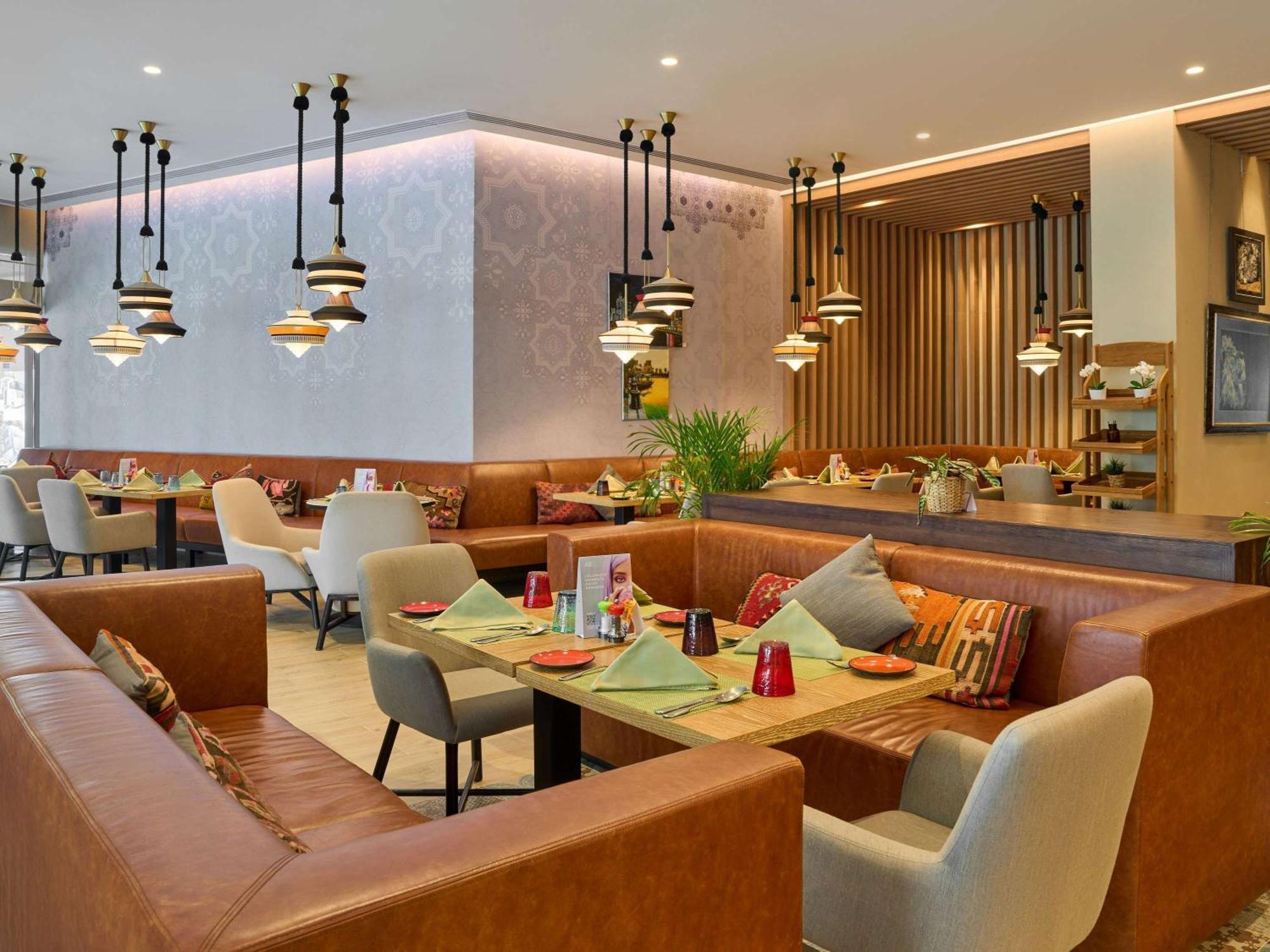Aparthotel Adagio Dubai Deira エクステリア 写真