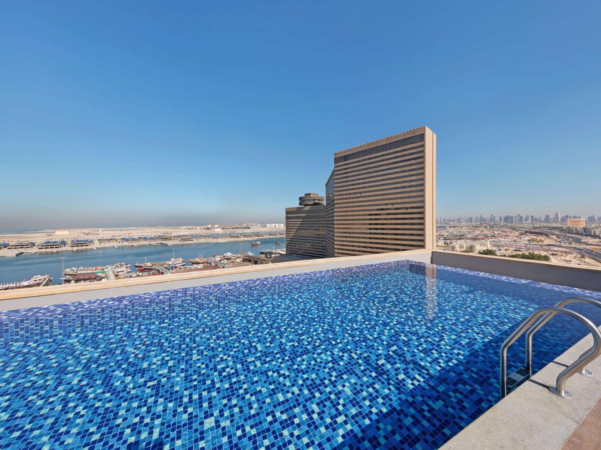 Aparthotel Adagio Dubai Deira エクステリア 写真